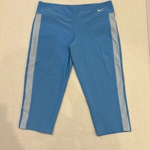 Nike Shorts past knee light blue size medium poly/spandex pants/shorts